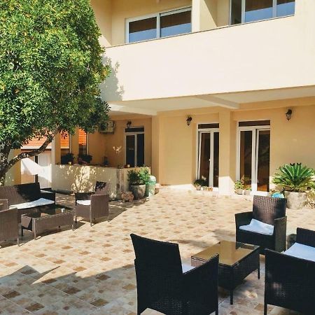 Apartments Villa Jagoda Сутоморе Экстерьер фото