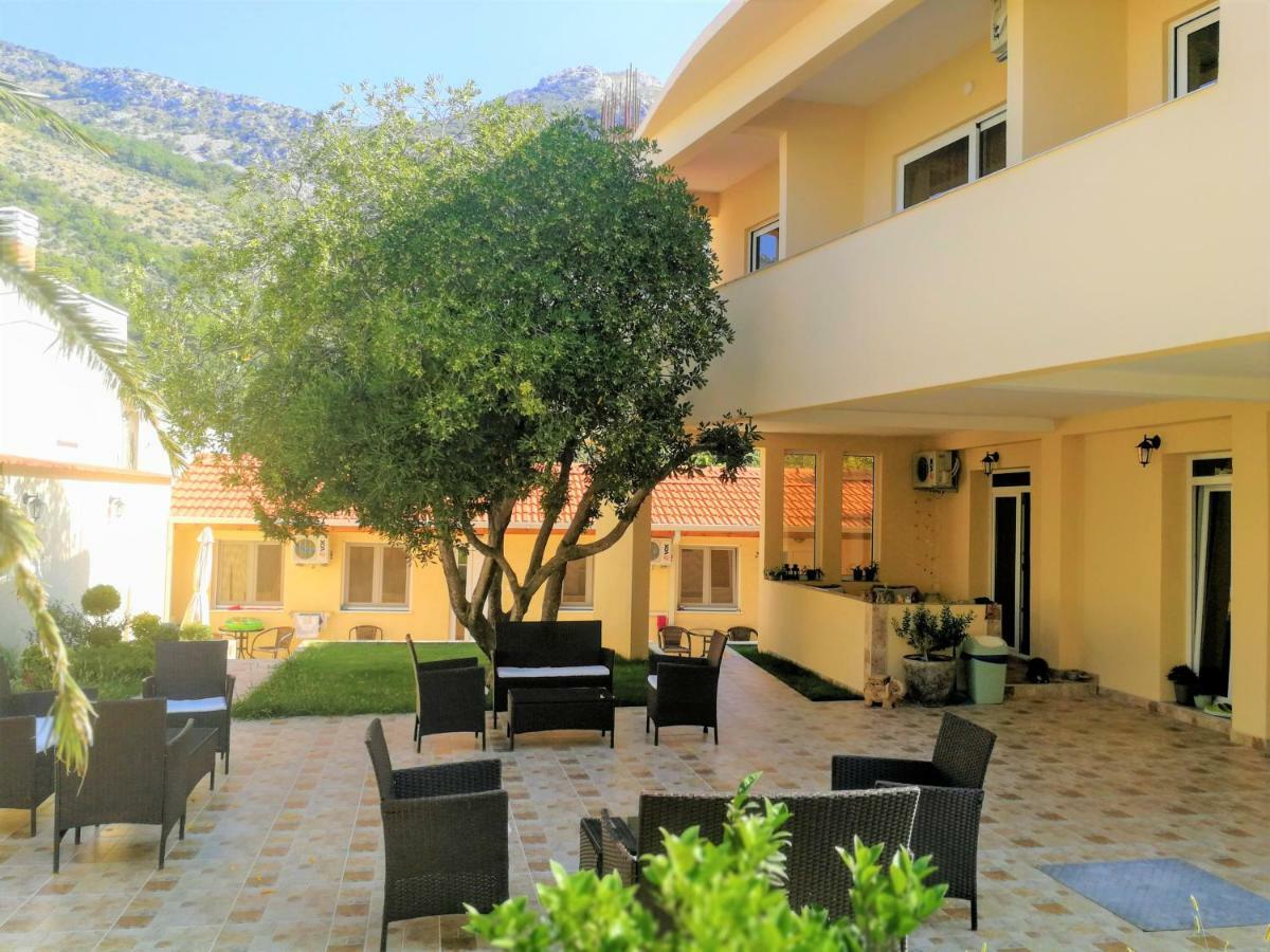 Apartments Villa Jagoda Сутоморе Экстерьер фото